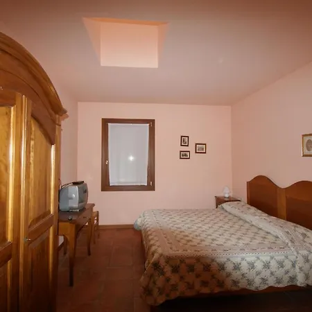 Fattoria Curti Landhaus *